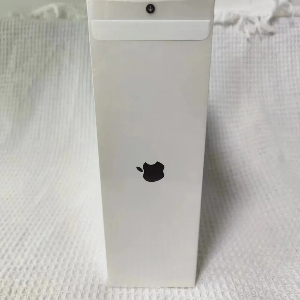 Apple AirPod Pro Max - Black - Picture 3 of 5